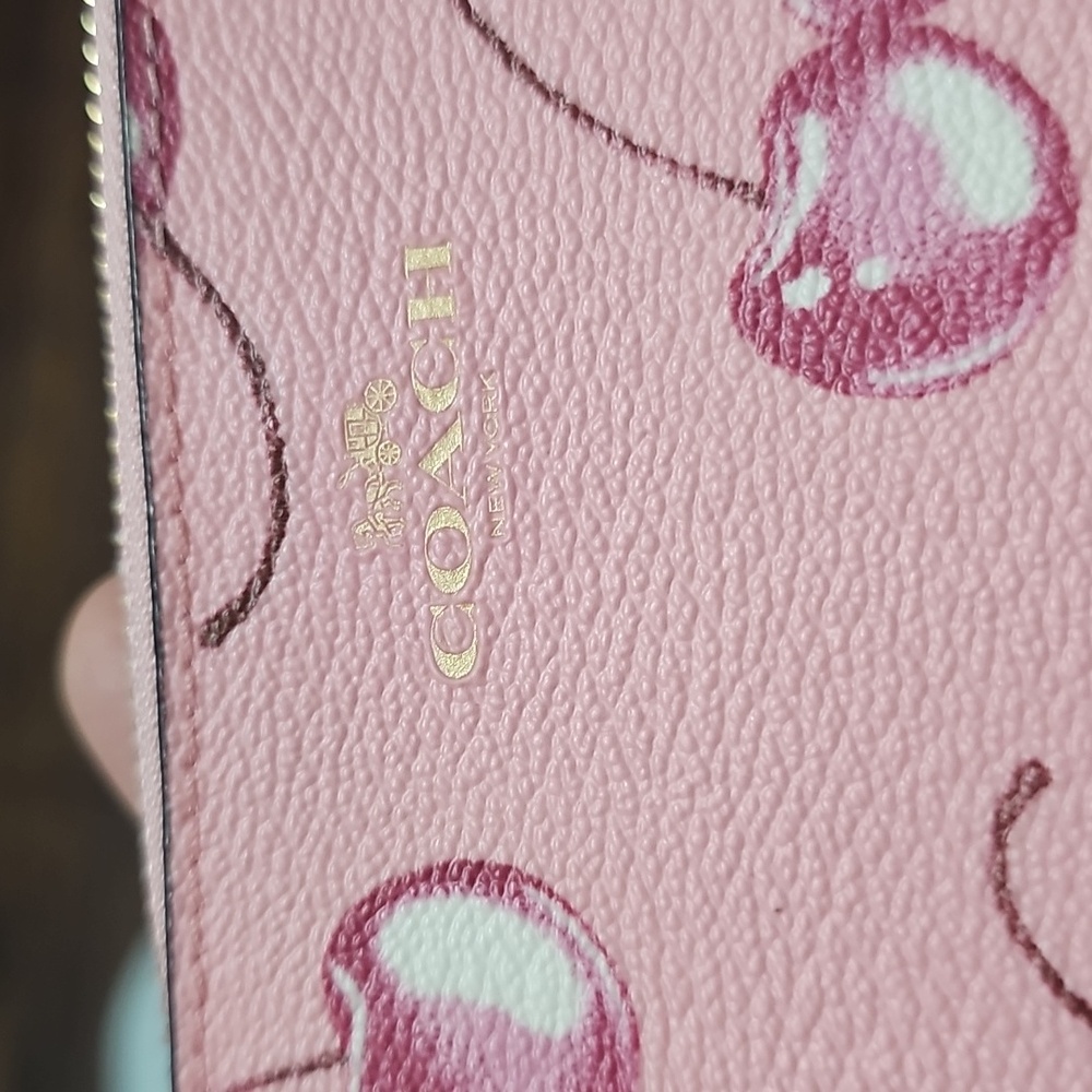 Coach Corner Zip Pink Cherry Print Wristlet - Picture 2 of 7